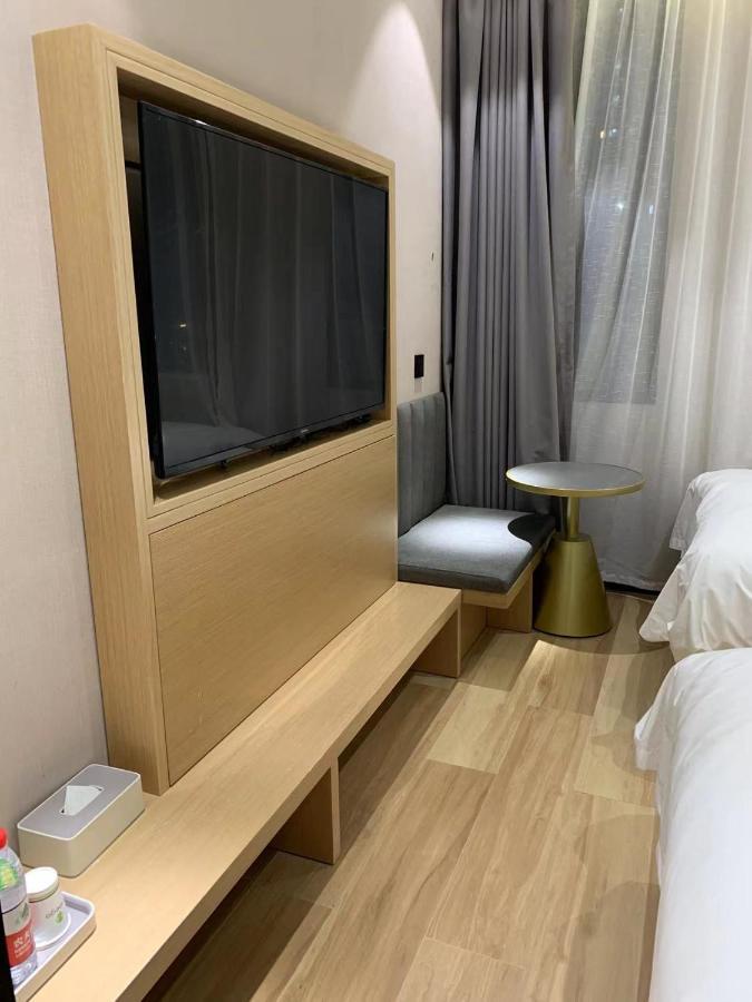 Meego Smart Select Hotel Shanghai Exterior foto